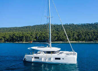 Alquilar catamarán en Marina Kastela - Lagoon 42