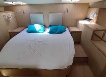 Noleggiare power catamaran in Marina Le Marin - Aquila 44