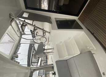 Louer catamaran à Trogir (ACI marina) - Lagoon 42 - 4 + 1 cab.