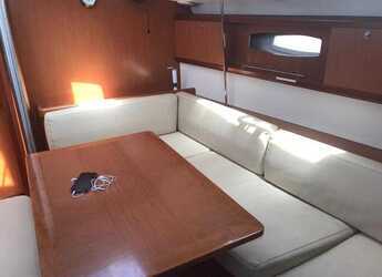 Louer voilier à Muelle de la lonja - Oceanis 43-3