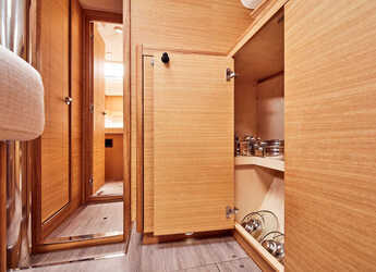 Rent a sailboat in Marina Hramina - Elan Impression 45.1