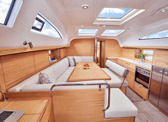 Rent a sailboat in Marina Hramina - Elan Impression 45.1