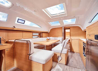 Rent a sailboat in Marina Hramina - Elan Impression 45.1