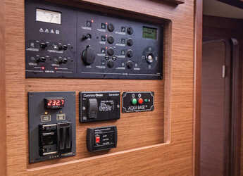 Chartern Sie katamaran in Piso Livadi - Lagoon 42 (4 Dbl / 2 singles 12)