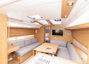 Alquilar velero en Marina Kremik - Dufour 390