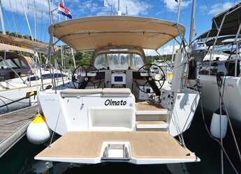 Alquilar velero en Marina Kremik - Dufour 390