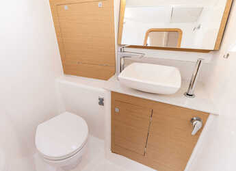 Alquilar velero en Marina Kremik - Dufour 390