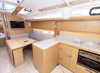 Alquilar velero en Marina Kremik - Dufour 390