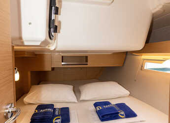 Alquilar velero en Marina Kremik - Dufour 390