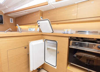 Alquilar velero en Marina Kremik - Dufour 390