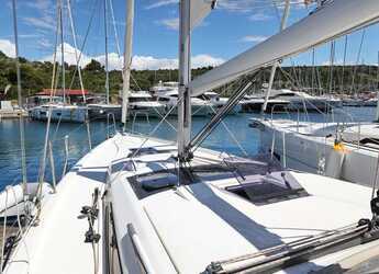 Alquilar velero en Marina Kremik - Dufour 390