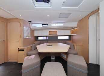 Alquilar velero en SCT Marina Trogir - Dufour 44 - 4 cab