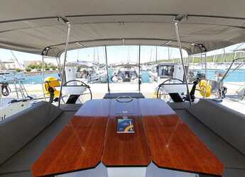 Alquilar velero en Marina Mandalina - Dufour 44 - 4 cab