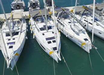 Alquilar velero en Marina Mandalina - Dufour 44 - 4 cab