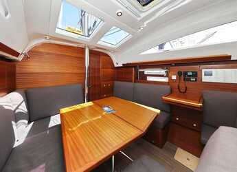 Alquilar velero en Marina Kremik - Elan Impression 40.1