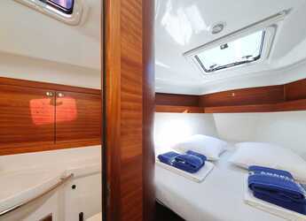 Alquilar velero en Marina Kremik - Elan Impression 40.1