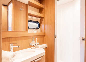 Chartern Sie katamaran in Marina Sukosan (D-Marin Dalmacija) - Bali 5.4 - 5 cab.