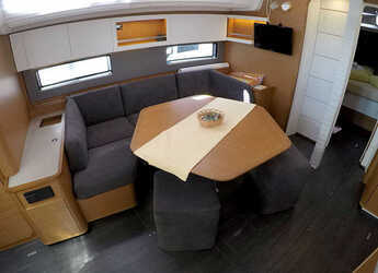 Alquilar velero en Marina Mandalina - Dufour 44