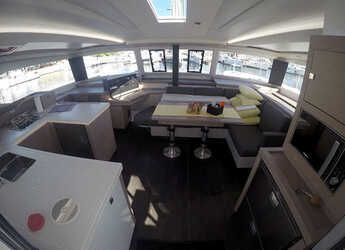 Alquilar catamarán en Marina Mandalina - Fountaine Pajot Astréa 42