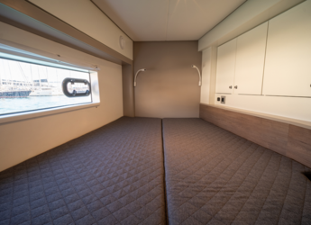 Louer catamaran à Volos - Bali 4.2 - 4 + 2 cab.