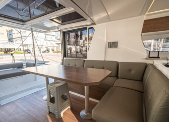 Louer catamaran à Volos - Bali 4.2 - 4 + 2 cab.