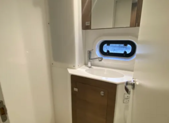 Louer catamaran à Volos - Bali 4.2 - 4 + 2 cab.