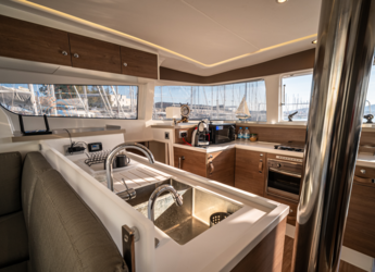 Louer catamaran à Volos - Bali 4.2 - 4 + 2 cab.