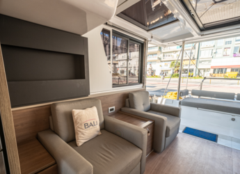 Louer catamaran à Volos - Bali 4.2 - 4 + 2 cab.