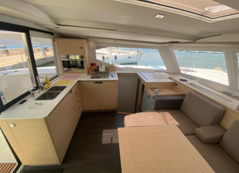 Rent a catamaran in D-Marin Marina Lefkas - Fountaine Pajot Isla 40 - 4 cab.