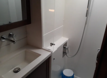 Rent a catamaran in Alimos Marina - Lagoon 450 F - 4 + 2 cab.