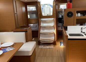 Rent a sailboat in Paros Marina - Sun Odyssey 490
