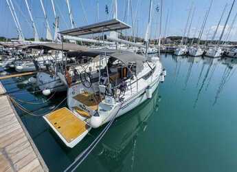 Louer voilier à Veruda - Bavaria Cruiser 34 - 2 cab.