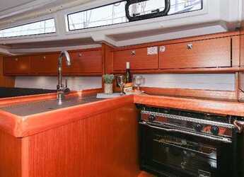 Chartern Sie segelboot in Marina Polesana - Bavaria Cruiser 34 - 2 cab.