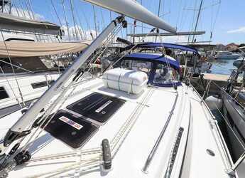 Rent a sailboat in Jezera ACI Marina - Bavaria Cruiser 34