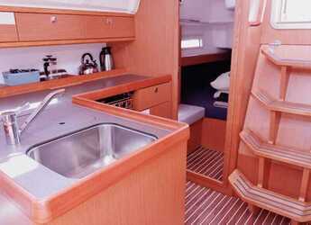 Louer voilier à Marina dell'Isola  - Bavaria Cruiser 37 - 3 cab.