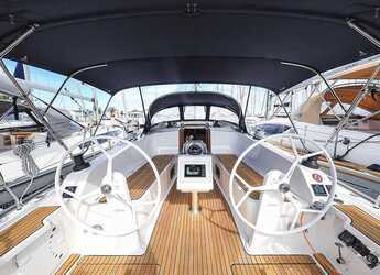 Rent a sailboat in Marina Hramina - Bavaria Cruiser 41 - 3 cab.