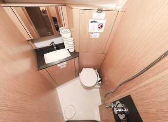 Rent a sailboat in Marina Hramina - Bavaria Cruiser 41 - 3 cab.