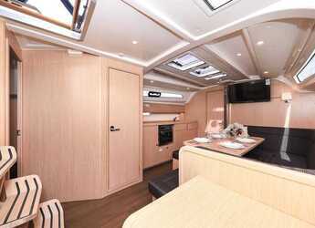 Rent a sailboat in Marina Hramina - Bavaria Cruiser 41 - 3 cab.