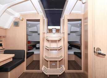 Rent a sailboat in Marina Hramina - Bavaria Cruiser 41 - 3 cab.