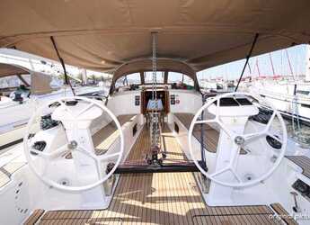 Rent a sailboat in Marina Hramina - Bavaria Cruiser 41S