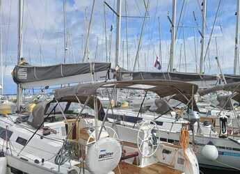 Rent a sailboat in Marina Hramina - Bavaria Cruiser 41S