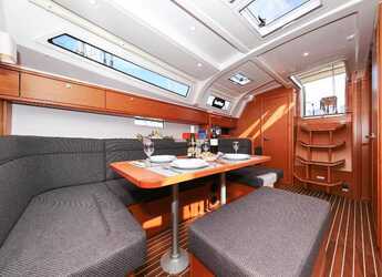 Rent a sailboat in Marina Hramina - Bavaria Cruiser 41S