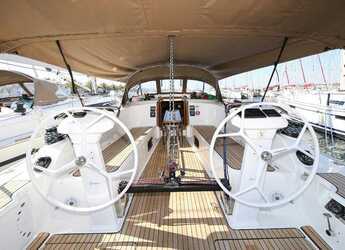 Rent a sailboat in Marina Hramina - Bavaria Cruiser 41S