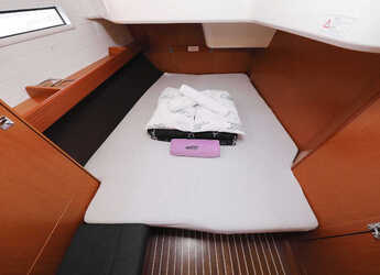 Rent a sailboat in Real Club Náutico de Palma - Bavaria Cruiser 51