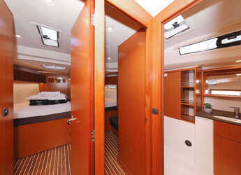 Rent a sailboat in Real Club Náutico de Palma - Bavaria Cruiser 51