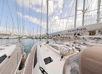 Rent a sailboat in Real Club Náutico de Palma - Bavaria Cruiser 51