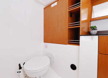 Rent a sailboat in Real Club Náutico de Palma - Bavaria Cruiser 51