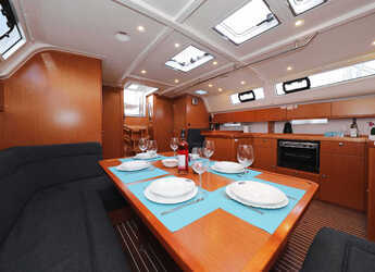 Rent a sailboat in Real Club Náutico de Palma - Bavaria Cruiser 51