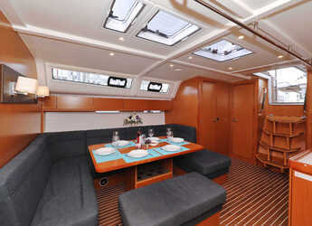 Rent a sailboat in Real Club Náutico de Palma - Bavaria Cruiser 51
