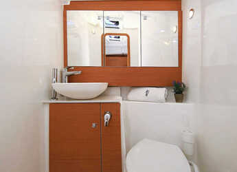 Rent a sailboat in Jezera ACI Marina - Dufour 430 - 3 cab.